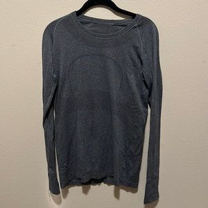 Lululemon grey long sleeve shirt
